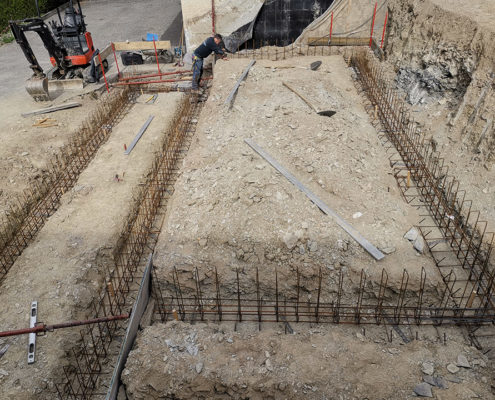 Réalisation d'une piscine et local technique par Maçonnerie Pouget